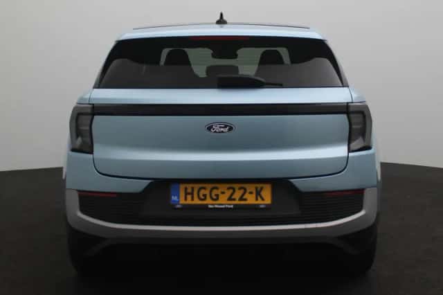 Ford Explorer (2025) thumbnail 5