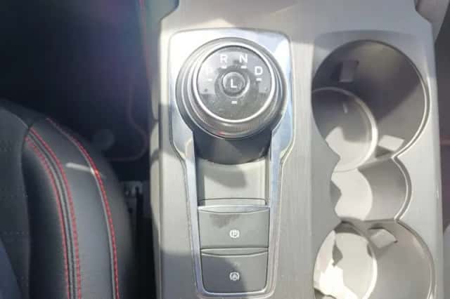 Ford Kuga (2023) thumbnail 18