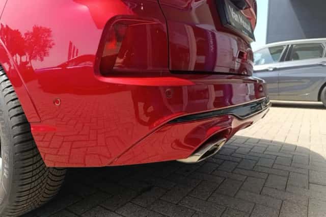 Ford Kuga (2023) thumbnail 3