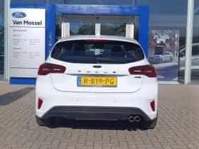 Ford Focus thumbnail 3