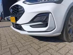 Ford Focus thumbnail 7