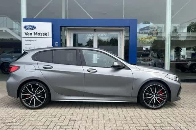 BMW 1-Serie (2022) thumbnail 6