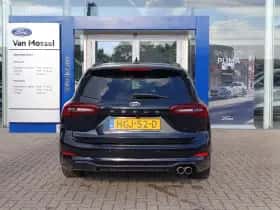 Ford Focus thumbnail 4