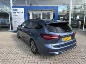 Ford Focus thumbnail 4