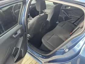Ford Focus thumbnail 10
