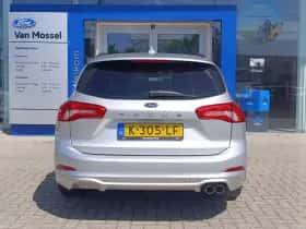 Ford Focus thumbnail 3