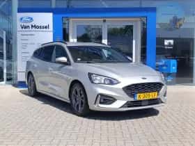 Ford Focus thumbnail 5