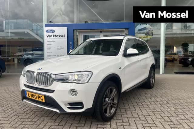 BMW X3 (2016) thumbnail 1