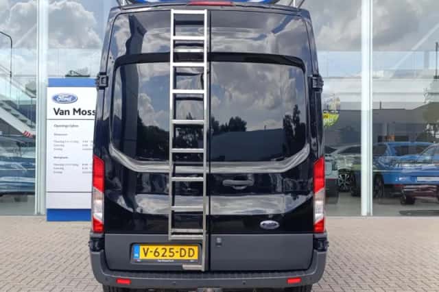 Ford Transit (2017) thumbnail 3