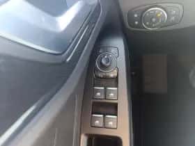 Ford Focus thumbnail 17