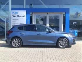 Ford Focus thumbnail 3