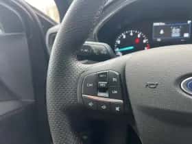 Ford Focus thumbnail 13