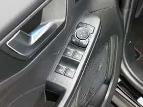 Ford Kuga thumbnail 39
