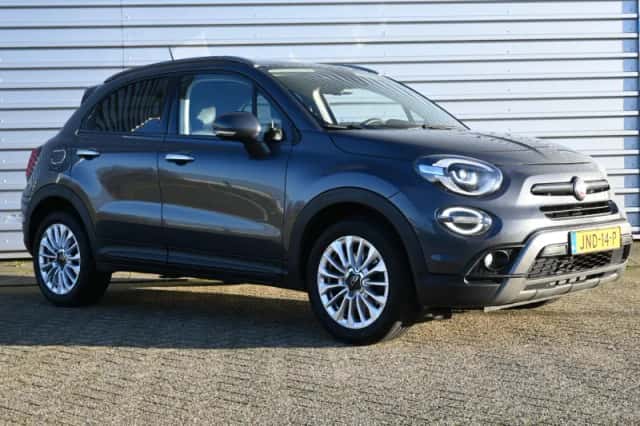 Fiat 500X (2019) thumbnail 4