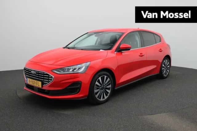 Ford Focus (2022) thumbnail 1