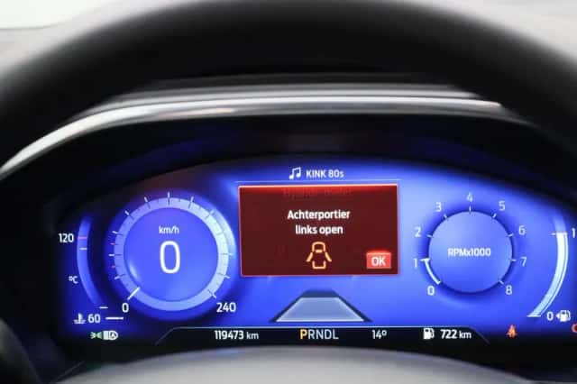 Ford Focus (2022) thumbnail 8