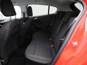 Ford Focus thumbnail 10
