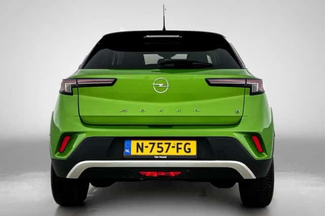 Opel Mokka-e (2021) thumbnail 3