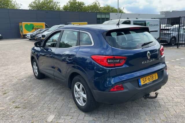 Renault Kadjar (2015) thumbnail 3