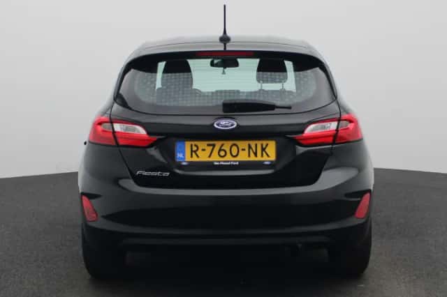 Ford Fiesta (2022) thumbnail 5