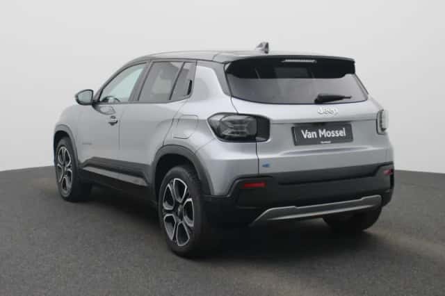Jeep Avenger (2023) thumbnail 2