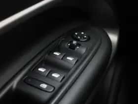 Jeep Avenger (2023) thumbnail 33