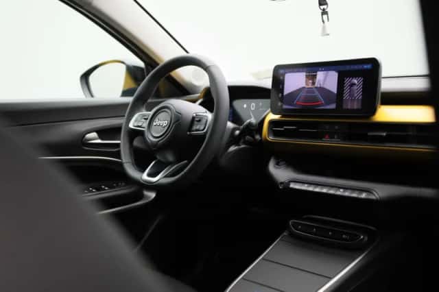 Jeep Avenger (2023) thumbnail 39