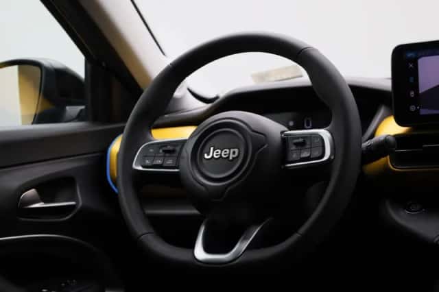 Jeep Avenger (2023) thumbnail 41