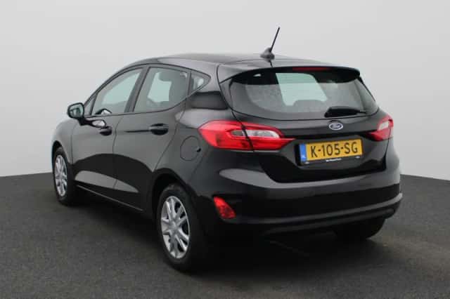Ford Fiesta (2021) thumbnail 2