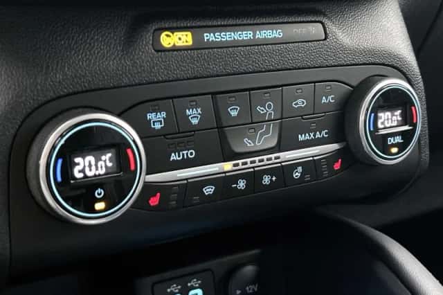Ford Kuga (2021) thumbnail 16