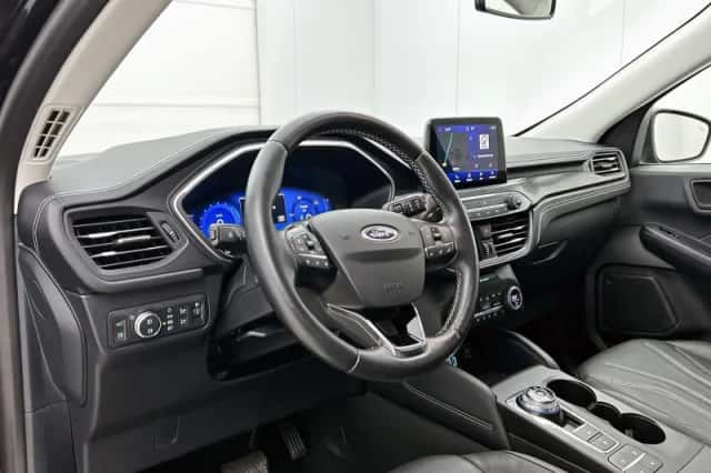 Ford Kuga (2021) thumbnail 18