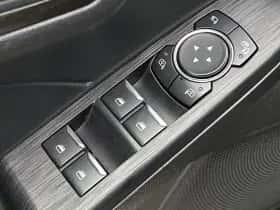 Ford Kuga thumbnail 30