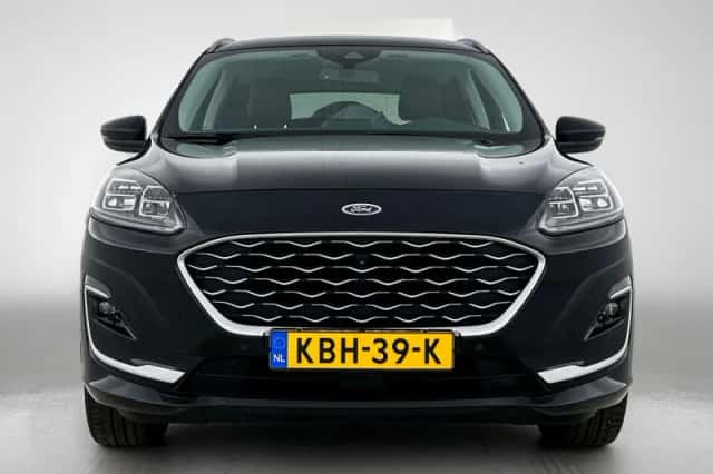 Ford Kuga (2021) thumbnail 5