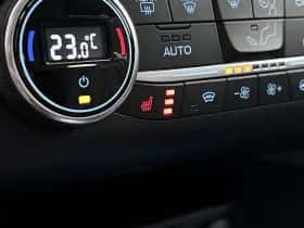 Ford Kuga thumbnail 8