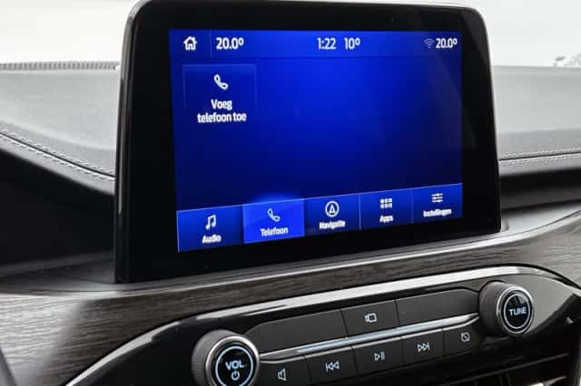 Ford Kuga (2021) thumbnail 10