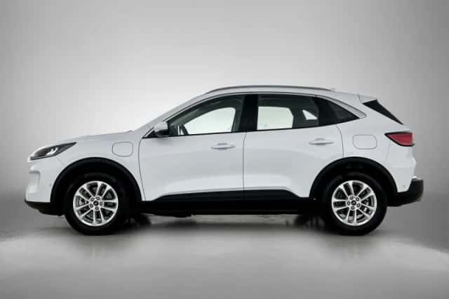 Ford Kuga (2021) thumbnail 2