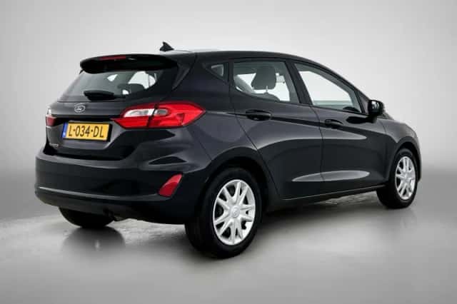 Ford Fiesta (2021) thumbnail 4