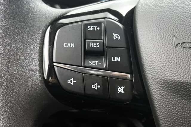 Ford Fiesta (2021) thumbnail 6
