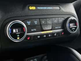 Ford Kuga thumbnail 26