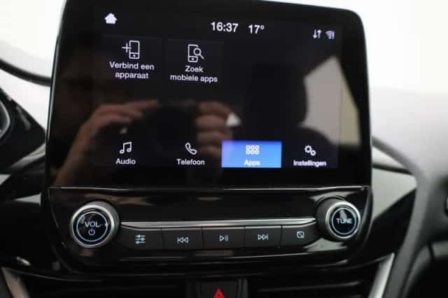 Ford Fiesta (2021) thumbnail 19