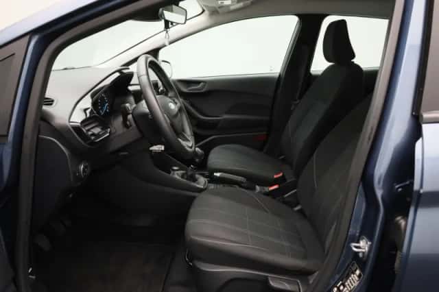 Ford Fiesta (2021) thumbnail 9