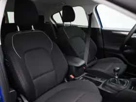 Ford Focus thumbnail 33