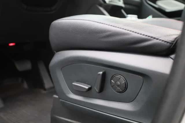 Ford Explorer (2023) thumbnail 36