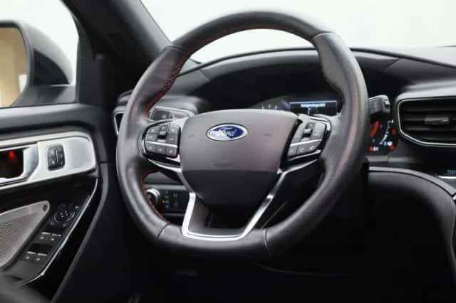 Ford Explorer (2023) thumbnail 45