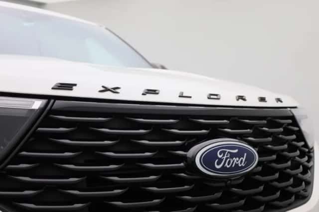 Ford Explorer (2023) thumbnail 51