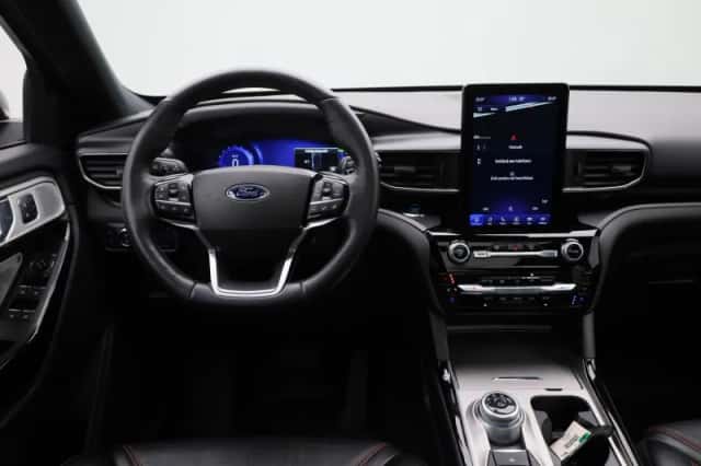 Ford Explorer (2023) thumbnail 8