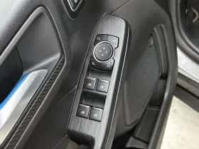 Ford Kuga thumbnail 32