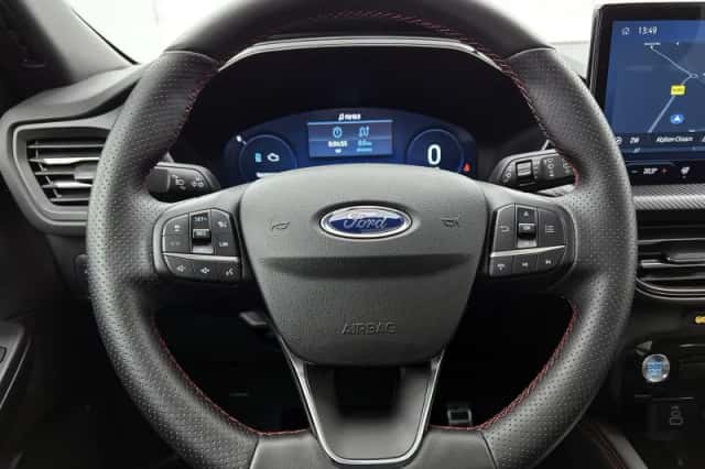Ford Kuga (2025) thumbnail 33