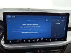 Ford Kuga thumbnail 10