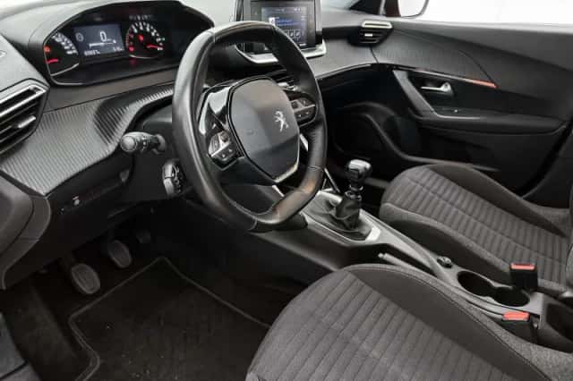 Peugeot 2008 (2022) thumbnail 21
